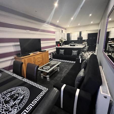 Boutique Blackpool 2 Bed Grey Apartment Sleeps 10 Экстерьер фото