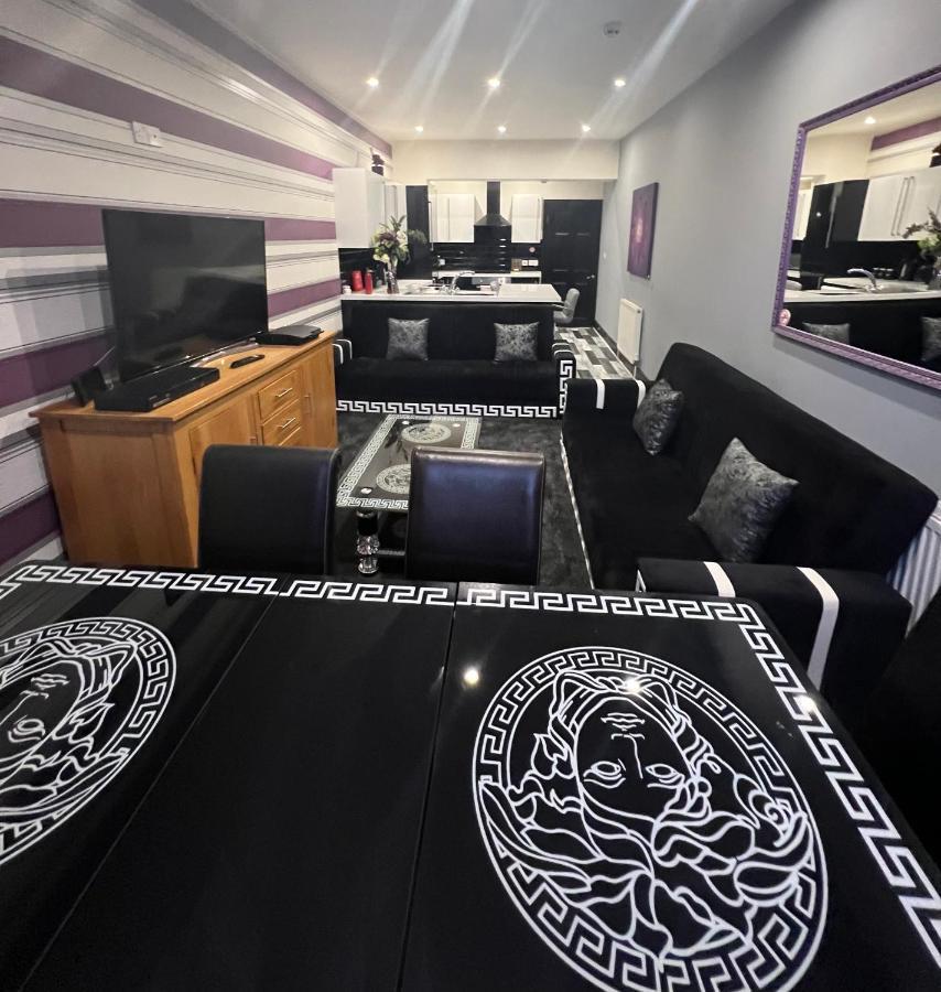 Boutique Blackpool 2 Bed Grey Apartment Sleeps 10 Экстерьер фото